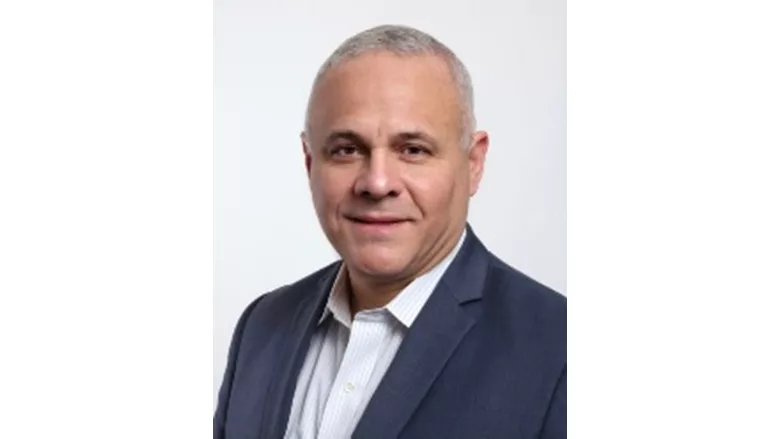 Fernando Paz, vice president, core sales, Everon